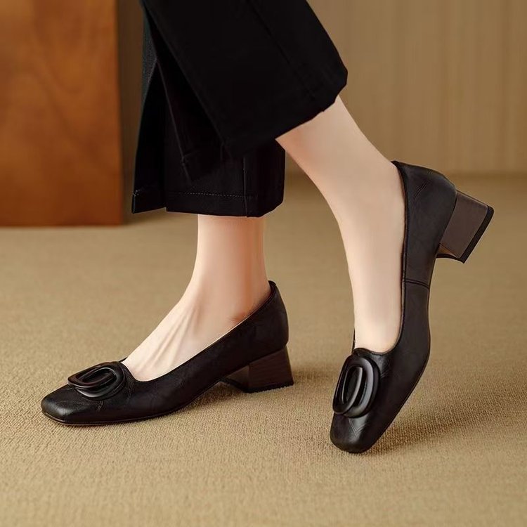 Linda | Leather Square-Toe Heels